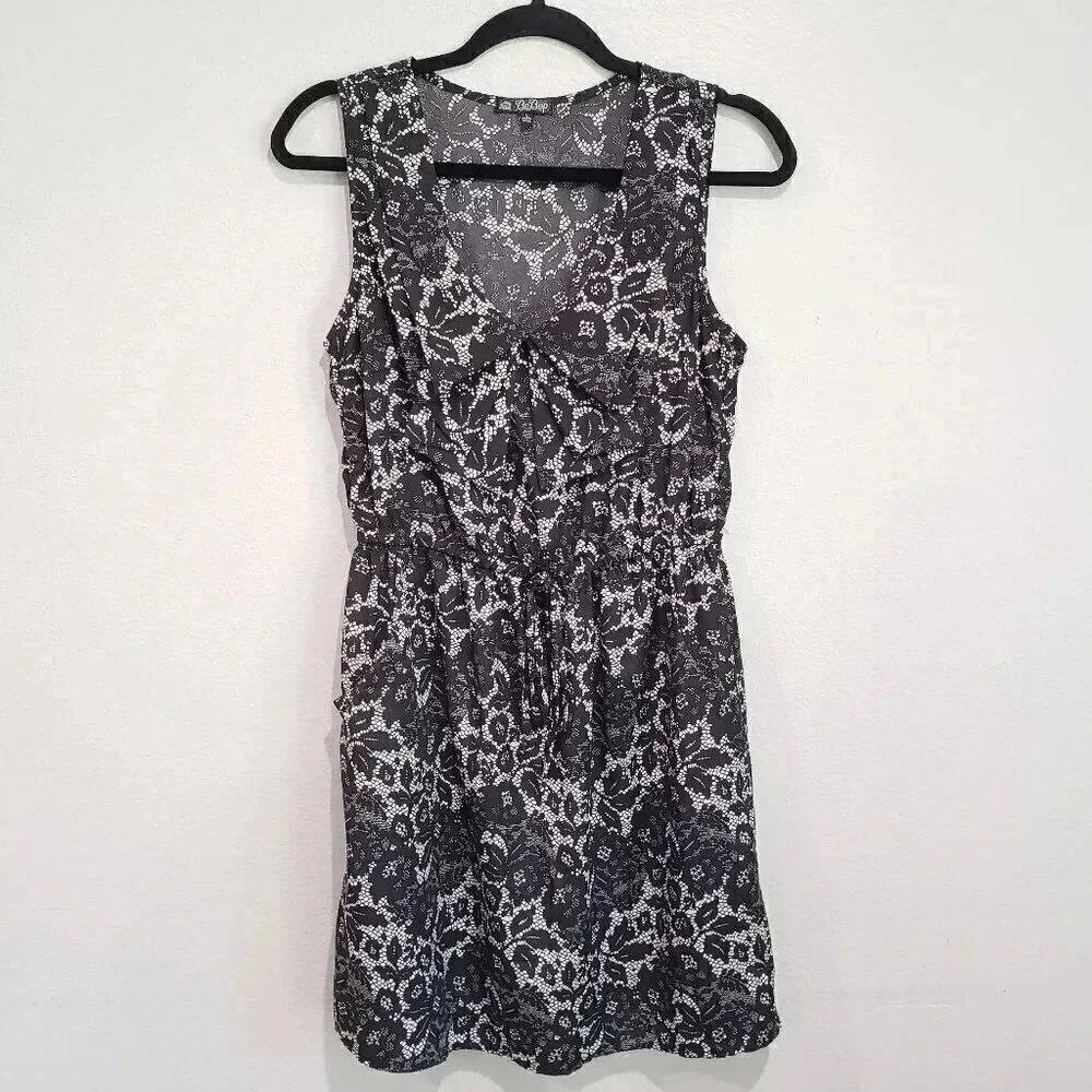 BeBop Lace Design Pull-On Dress Size Large